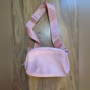 Pink Lily Belt Bag Crossbody